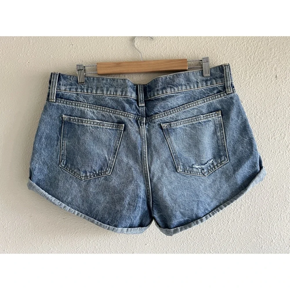 Arizona Jeans it very